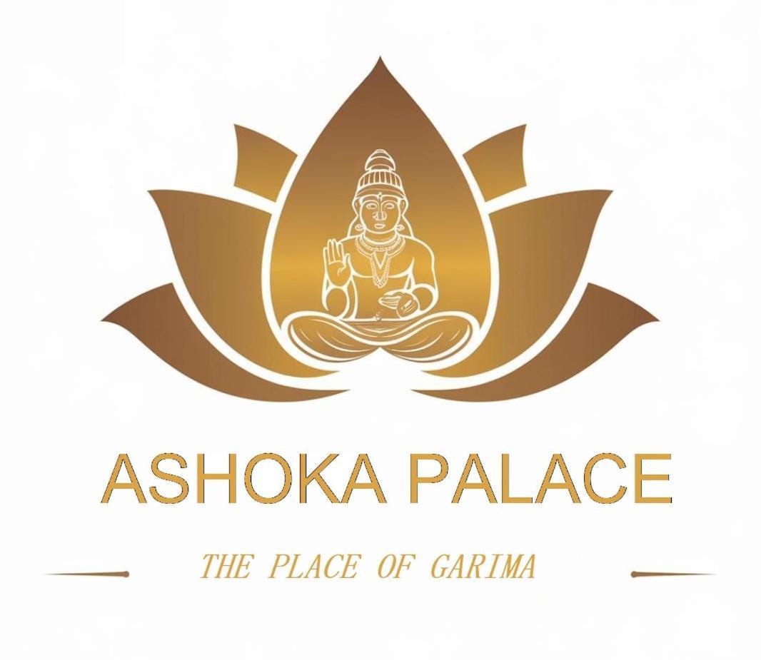 The Ashoka Palace Ayodhya Buitenkant foto